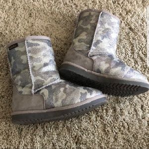 Kids: Cabela's Camouflage Boots